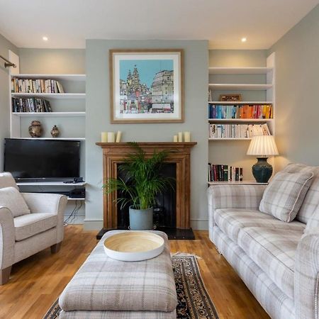 Quaint 2 Bedroom Flat - 9 Minutes Walk To Vauxhall Tube 伦敦 外观 照片