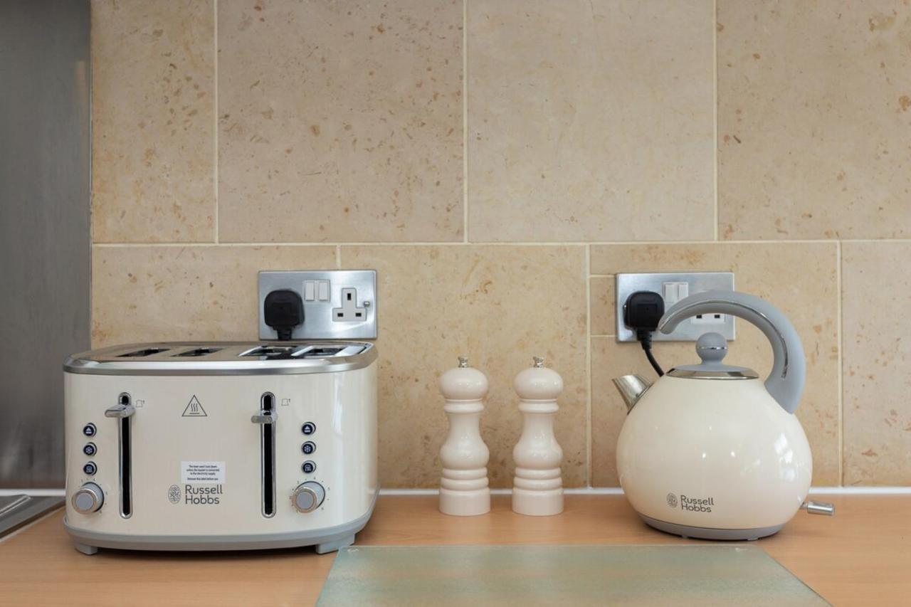 Quaint 2 Bedroom Flat - 9 Minutes Walk To Vauxhall Tube 伦敦 外观 照片
